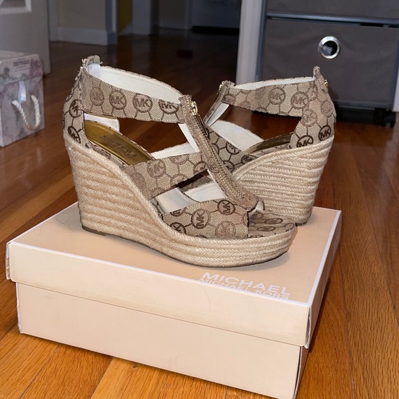 Michael Kors wedges